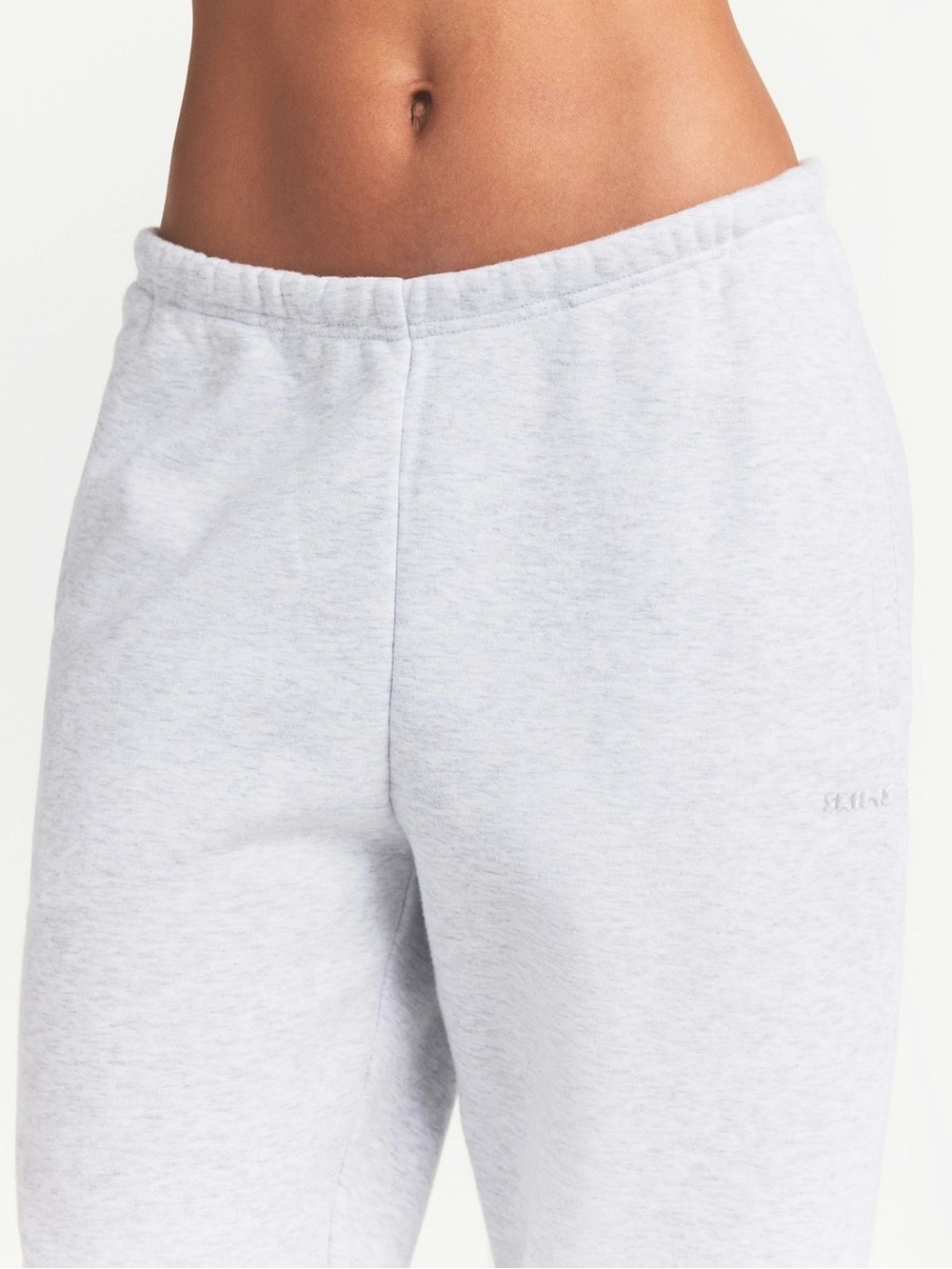 SKIMS - Women’s Classic Jogger - Light Heather Gray - Large - Picture 3 of 8